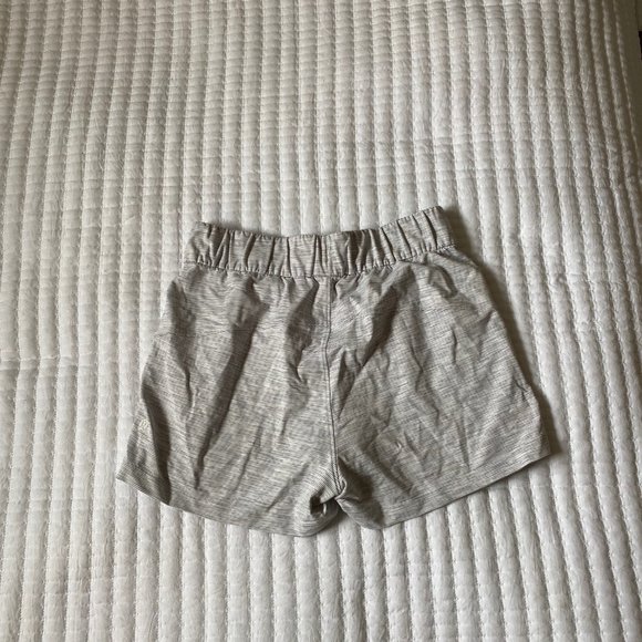 Lululemon On The Fly Short - Picture 3 of 4